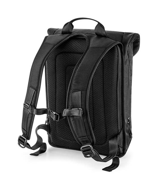 Quadra Pitch black 12-hour daypack