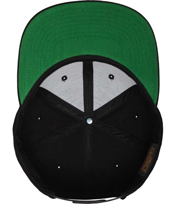 The classic snapback (6089M)